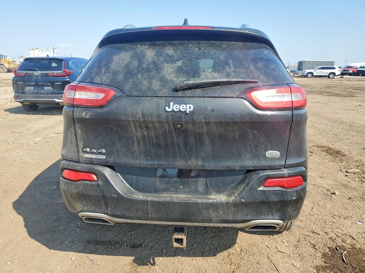 2017 JEEP CHEROKEE OVERLAND photo 11