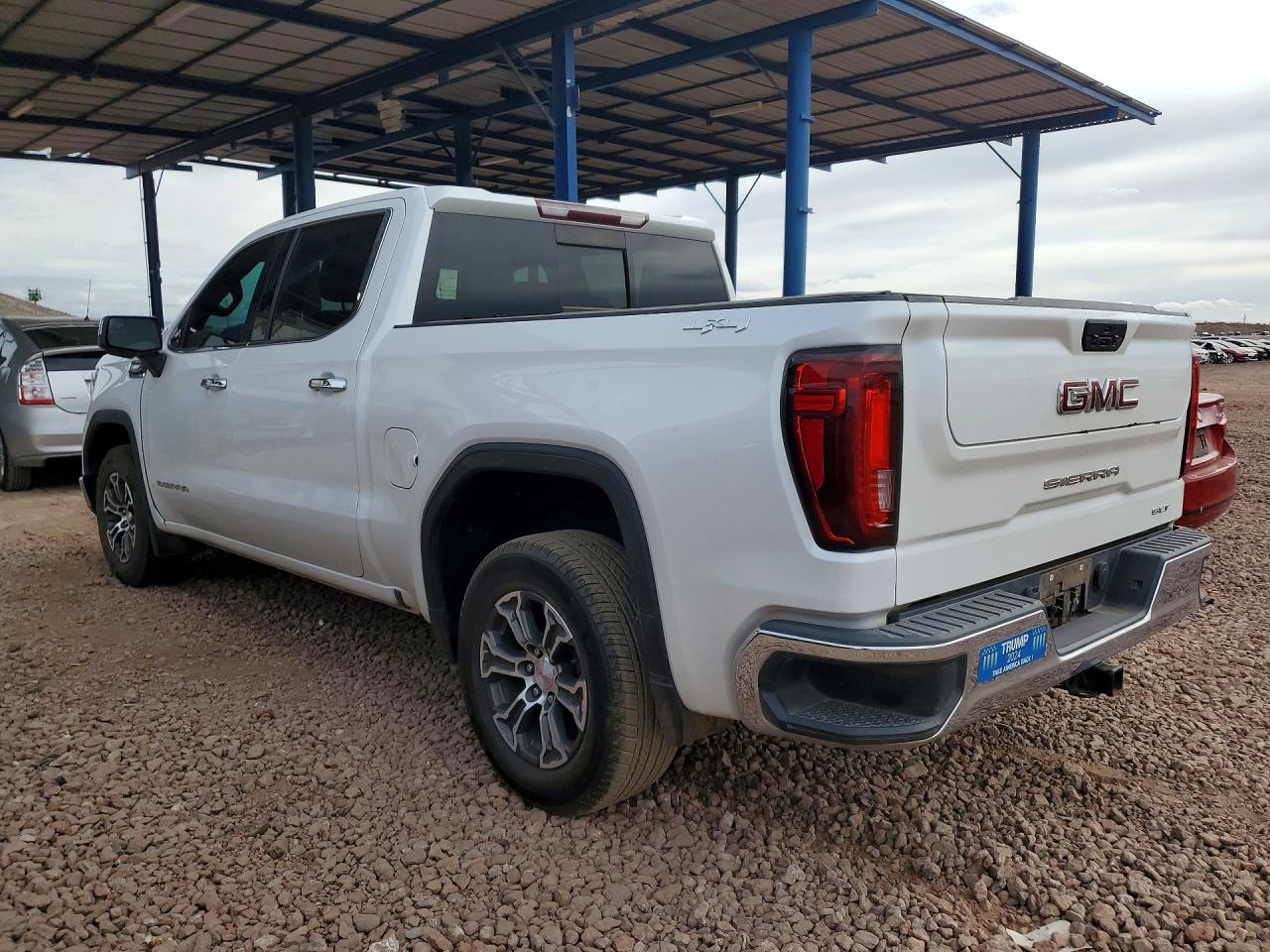 2022 GMC SIERRA LIMITED K1500 SLT photo 3