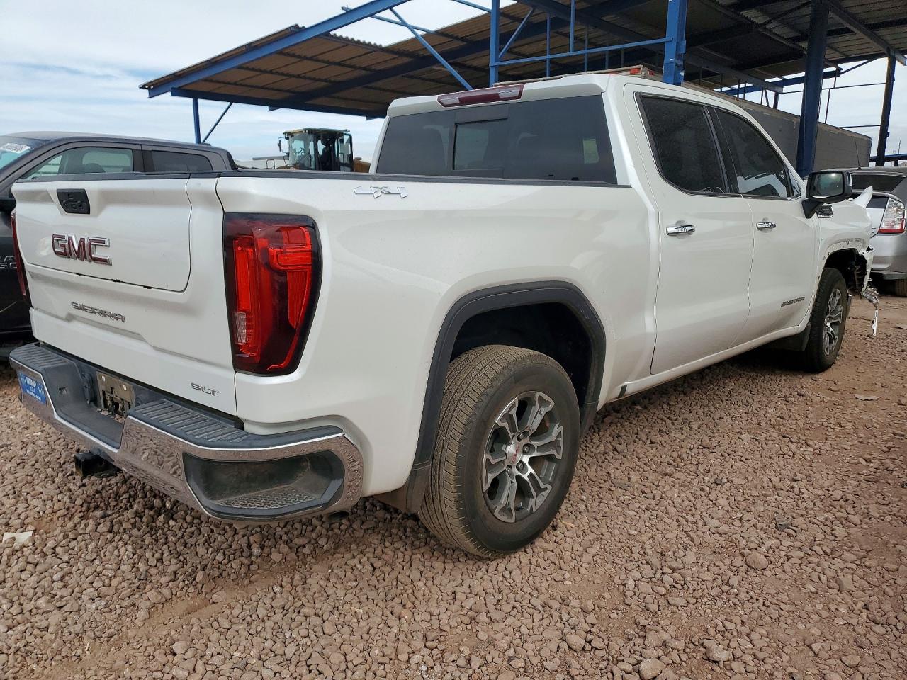2022 GMC SIERRA LIMITED K1500 SLT photo 5