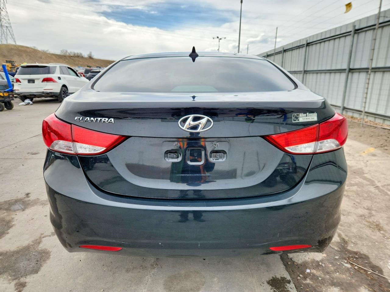 2012 HYUNDAI ELANTRA GLS photo 16