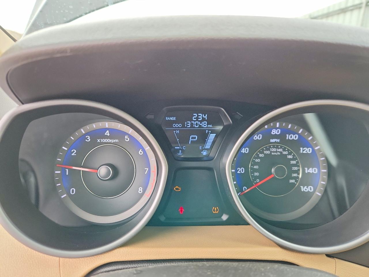 2012 HYUNDAI ELANTRA GLS photo 25