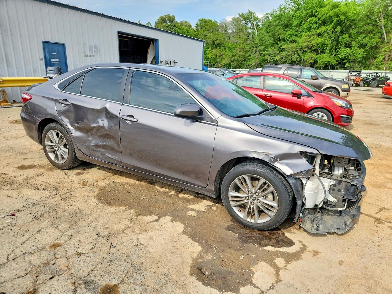 2016 TOYOTA CAMRY SE photo 7