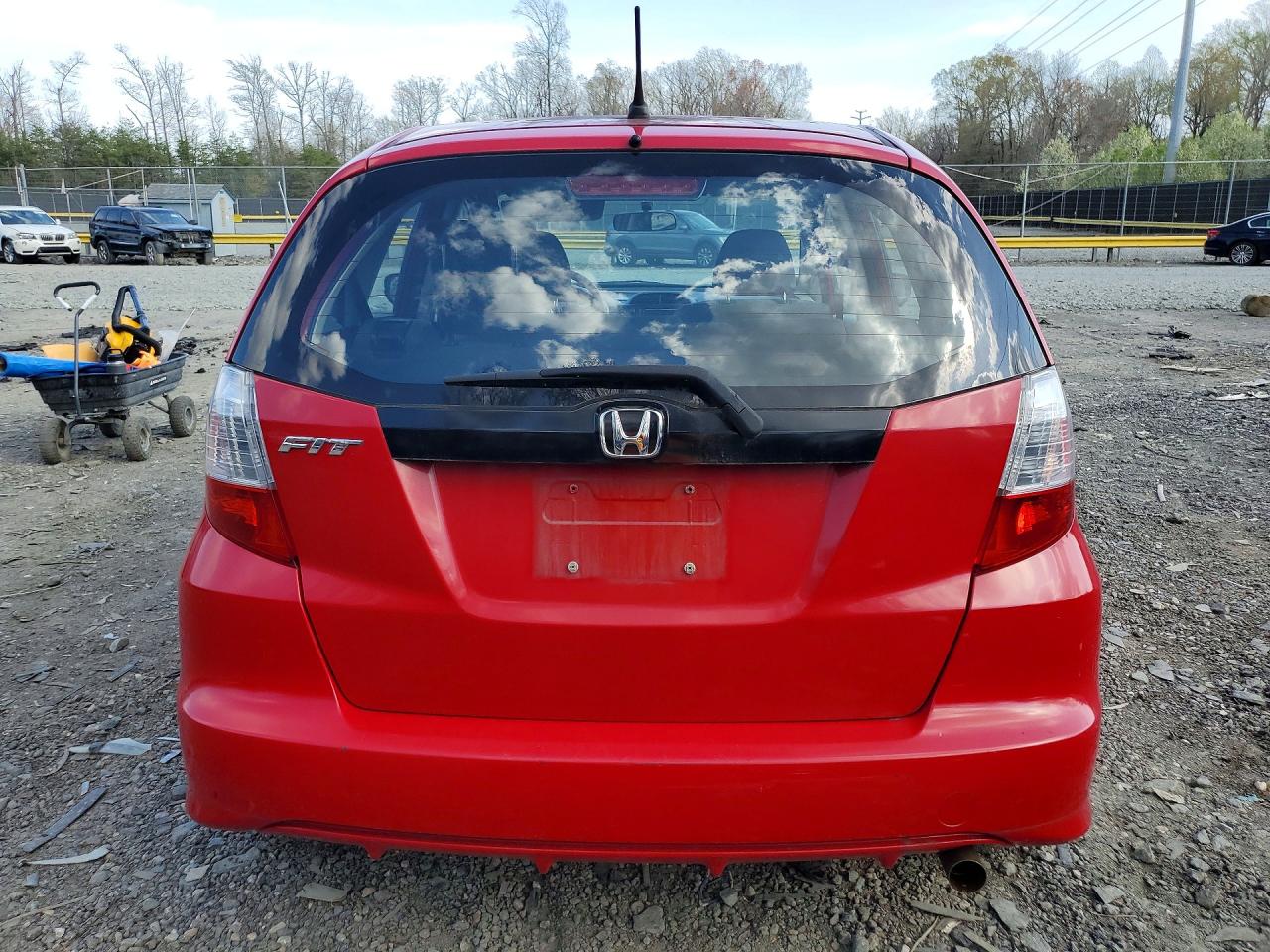 2013 HONDA FIT photo 11