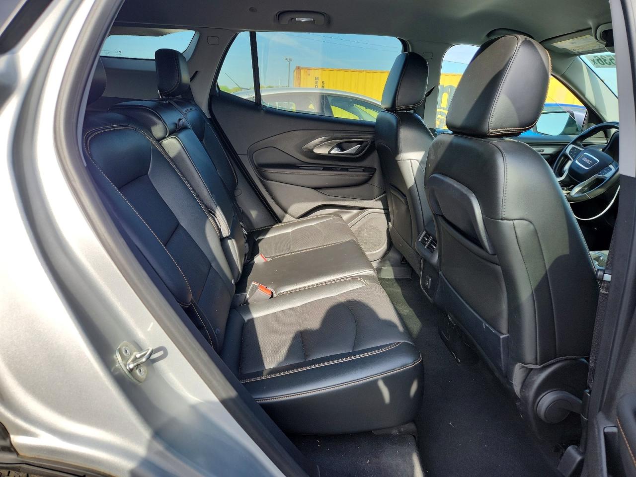 2019 GMC TERRAIN SLT photo 21