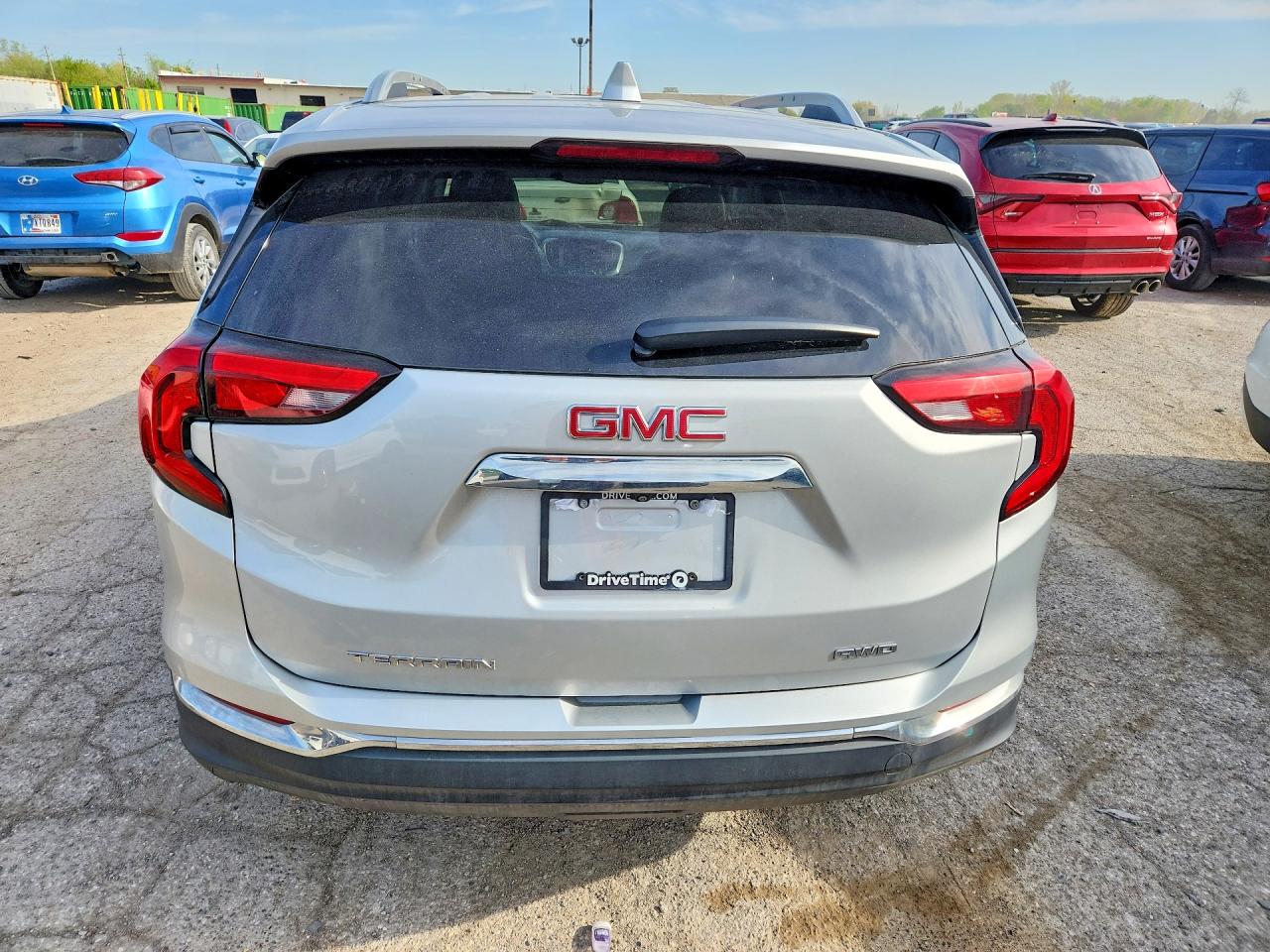2019 GMC TERRAIN SLT photo 11