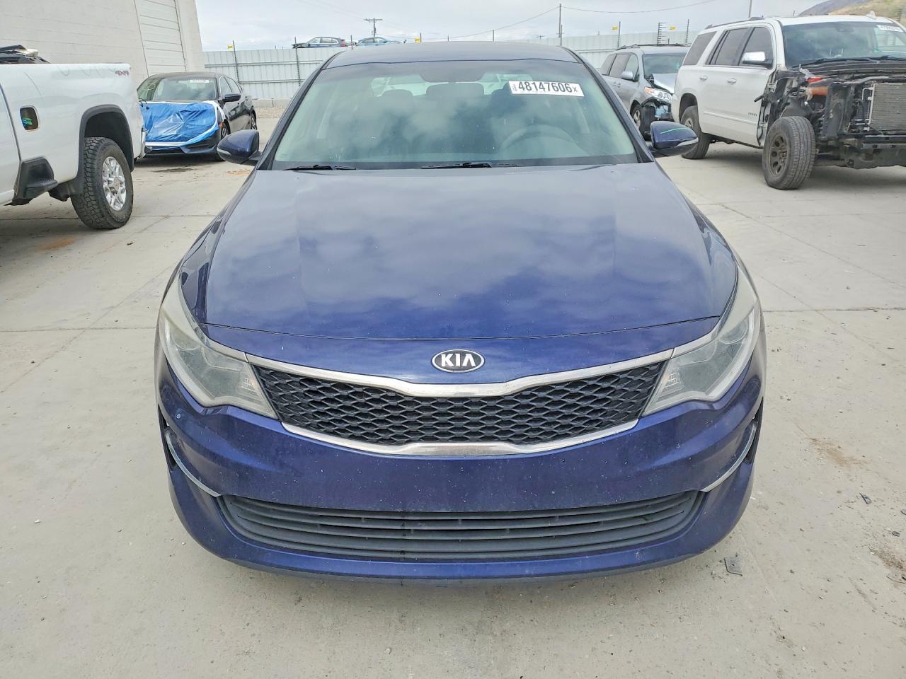 2018 KIA OPTIMA LX photo 5