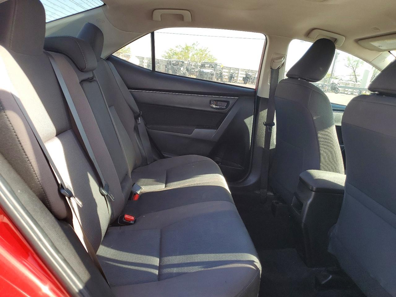 2019 TOYOTA COROLLA LE photo 28