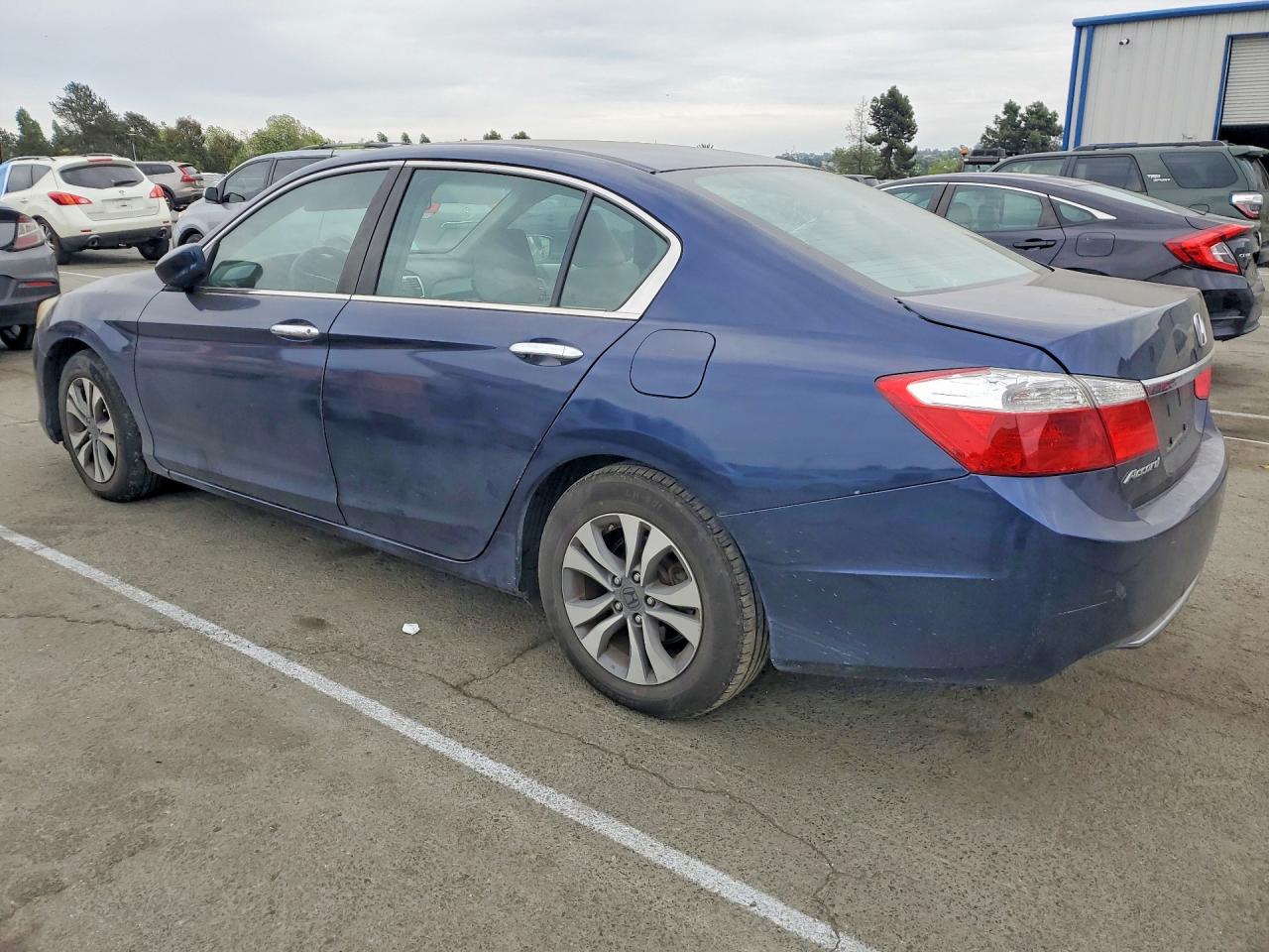 2015 HONDA ACCORD LX photo 3
