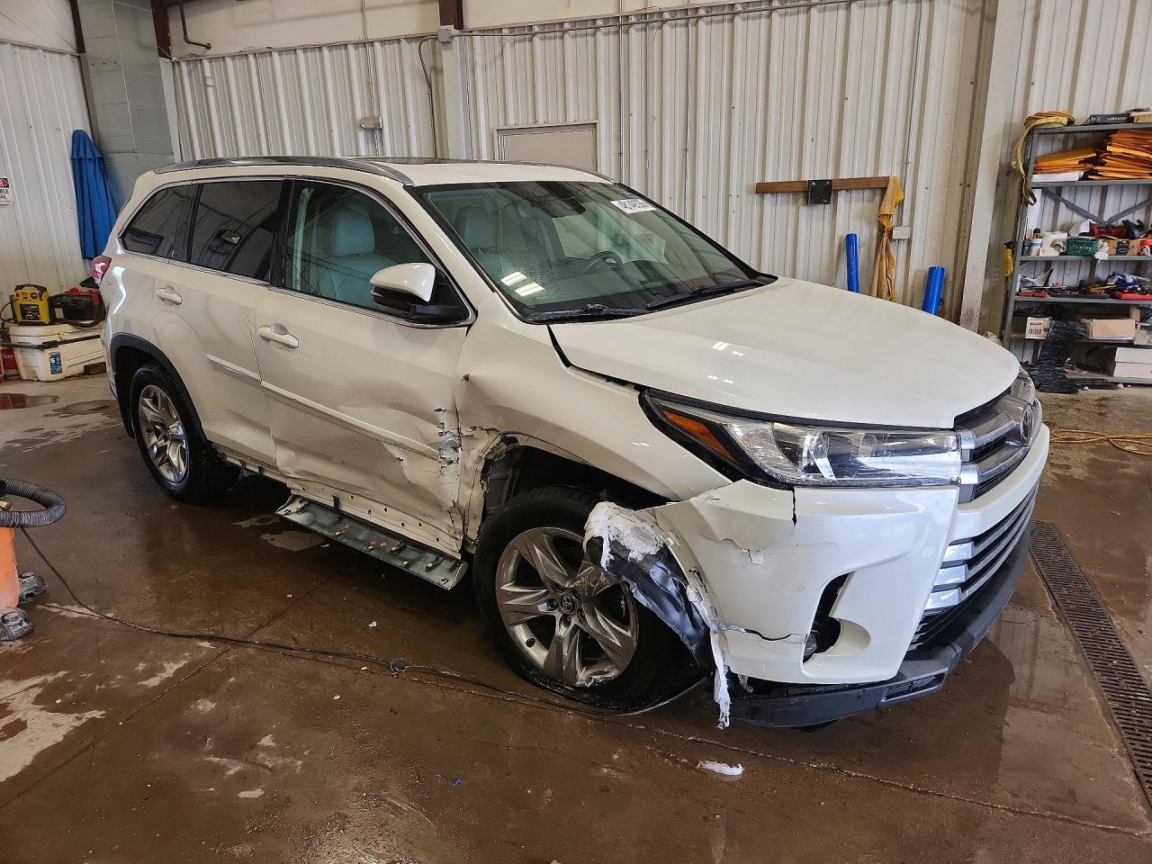 2019 TOYOTA HIGHLANDER LIMITED photo 7
