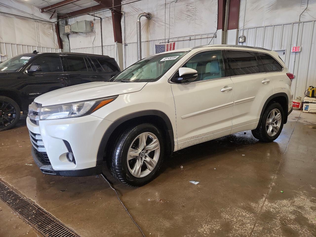 2019 TOYOTA HIGHLANDER