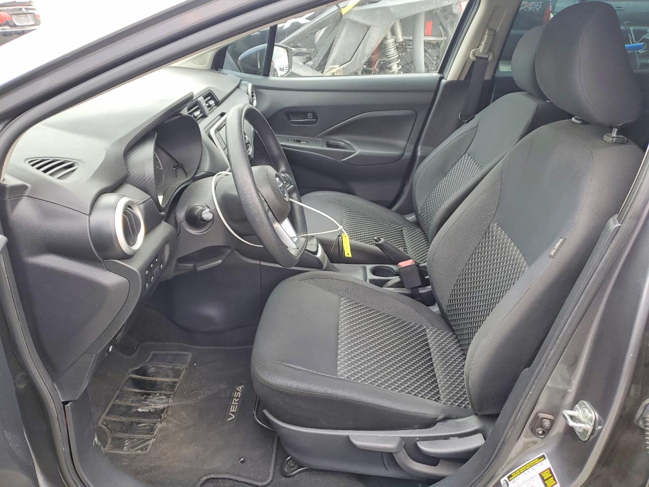 2020 NISSAN VERSA S photo 7