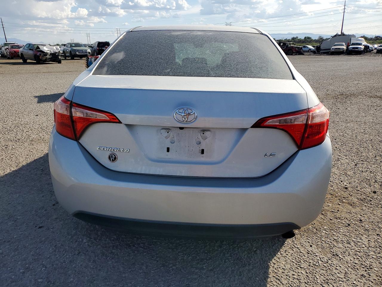 2017 TOYOTA COROLLA LE photo 16