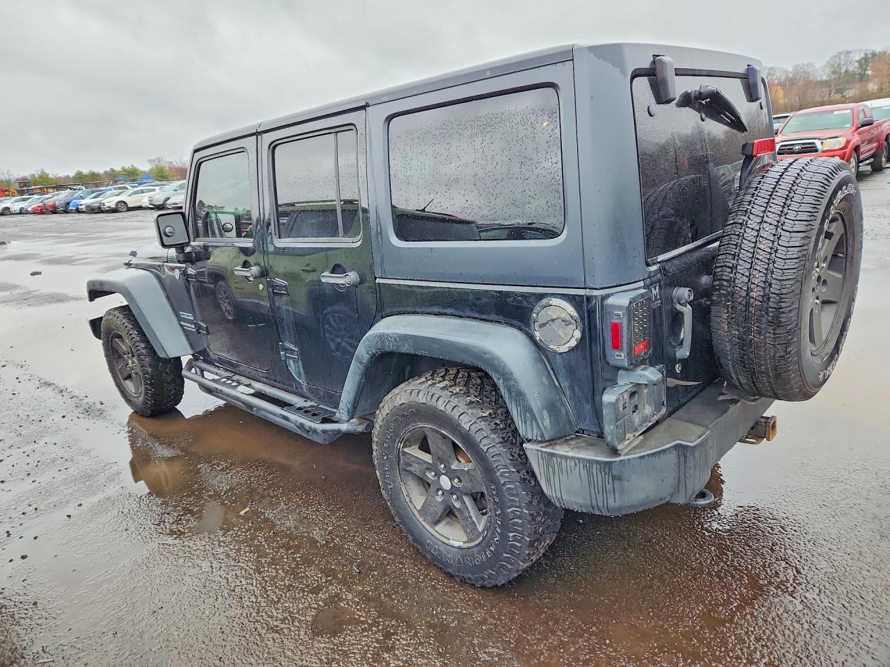2013 JEEP WRANGLER UNLIMITED SPORT photo 4