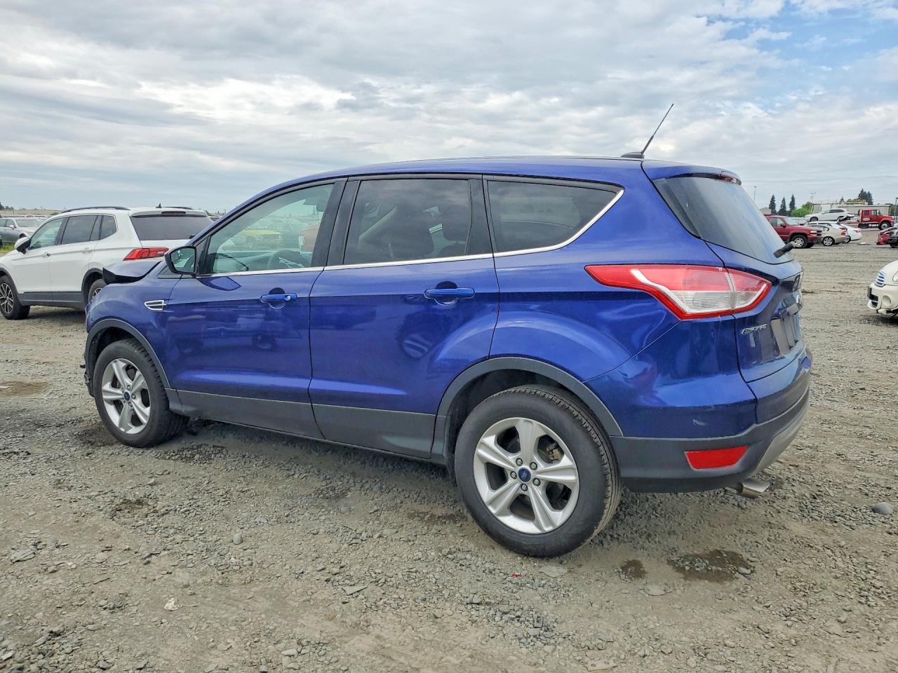 2016 FORD ESCAPE SE photo 3