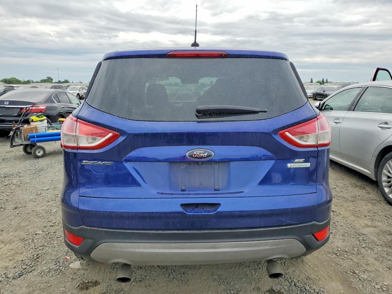 2016 FORD ESCAPE SE photo 11