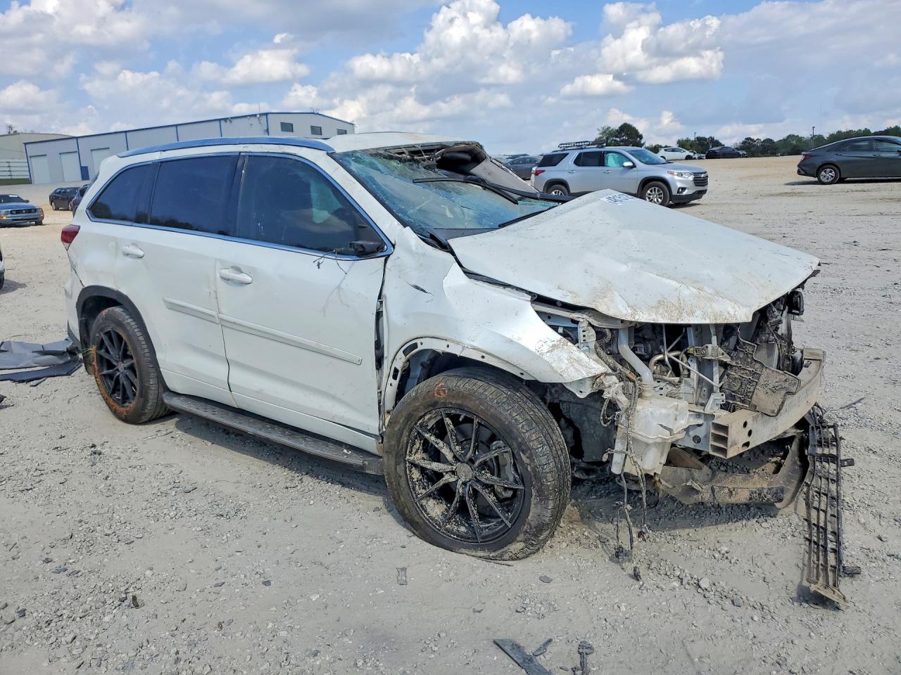 2018 TOYOTA HIGHLANDER LIMITED PLATINUM photo 7