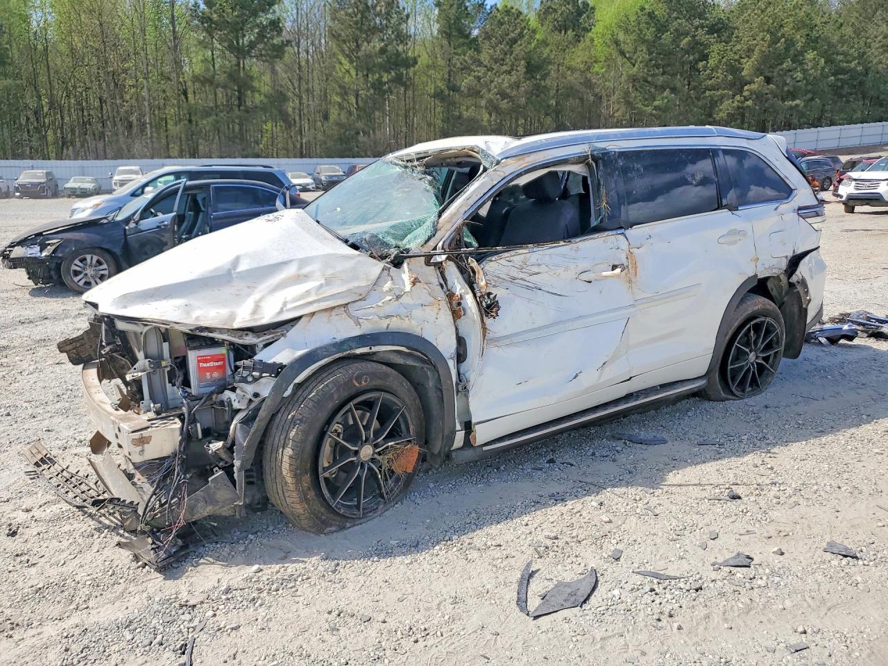 2018 TOYOTA HIGHLANDER