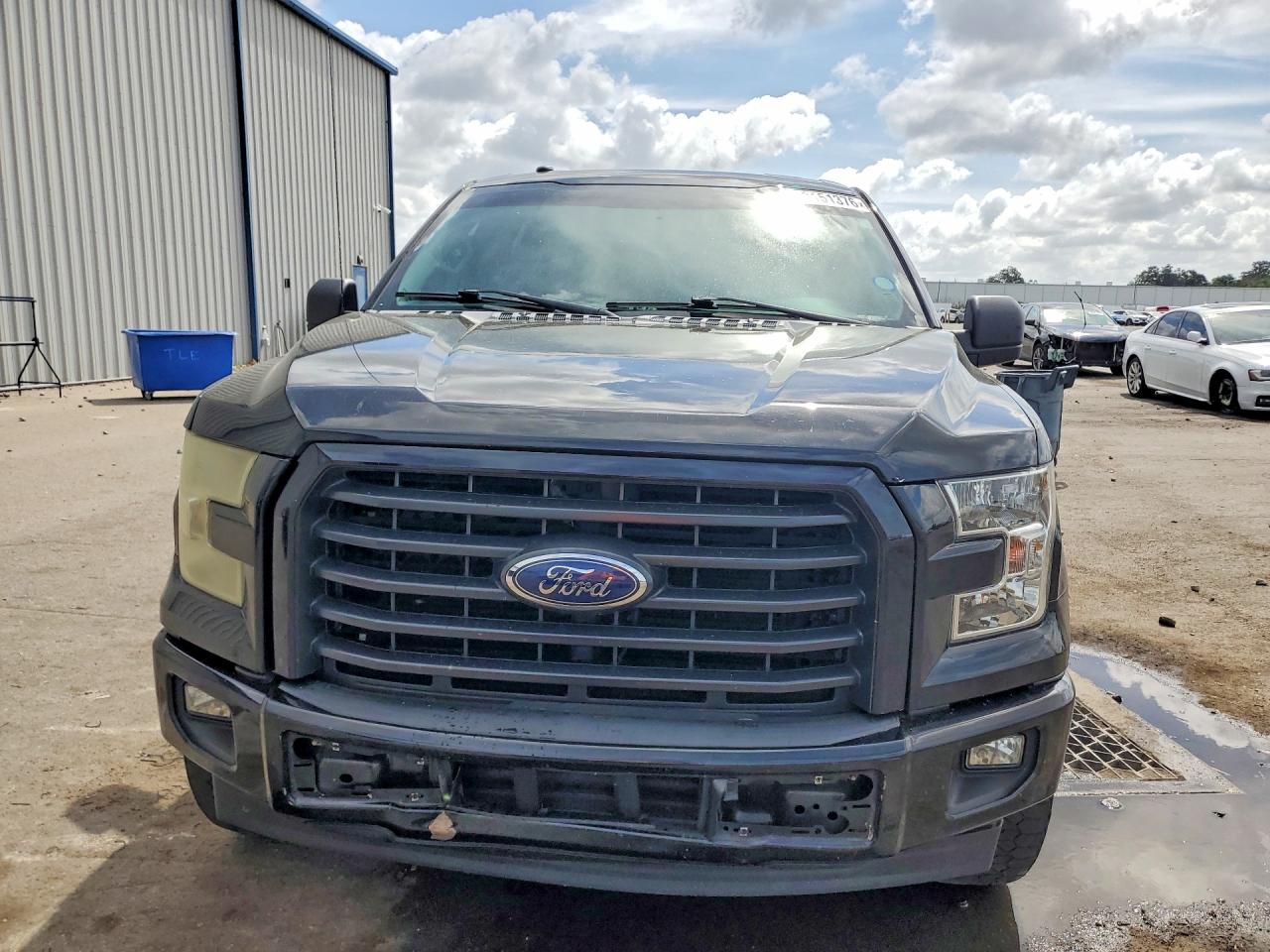 2017 FORD F150 SUPERCREW photo 9