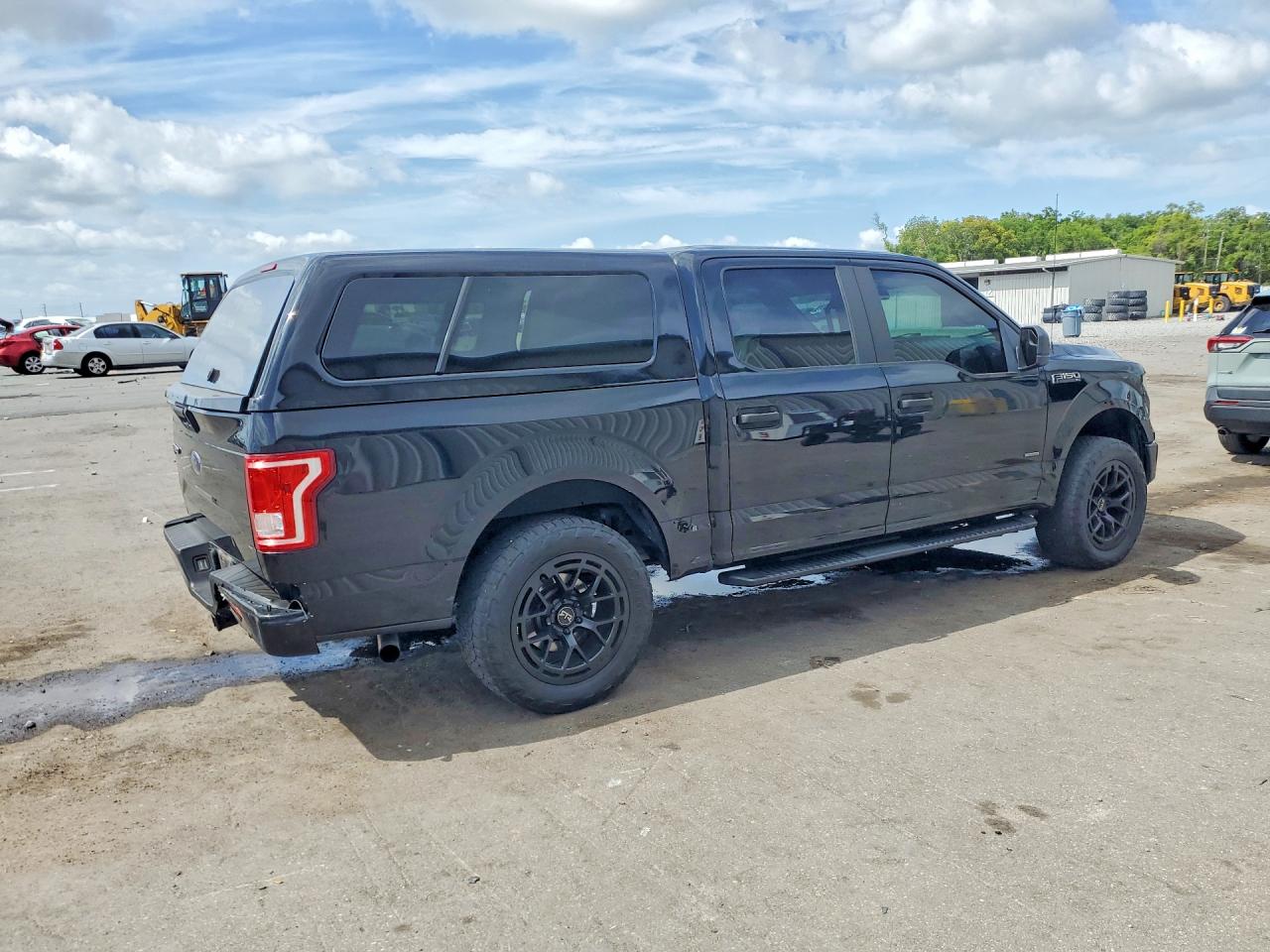 2017 FORD F150 SUPERCREW photo 5