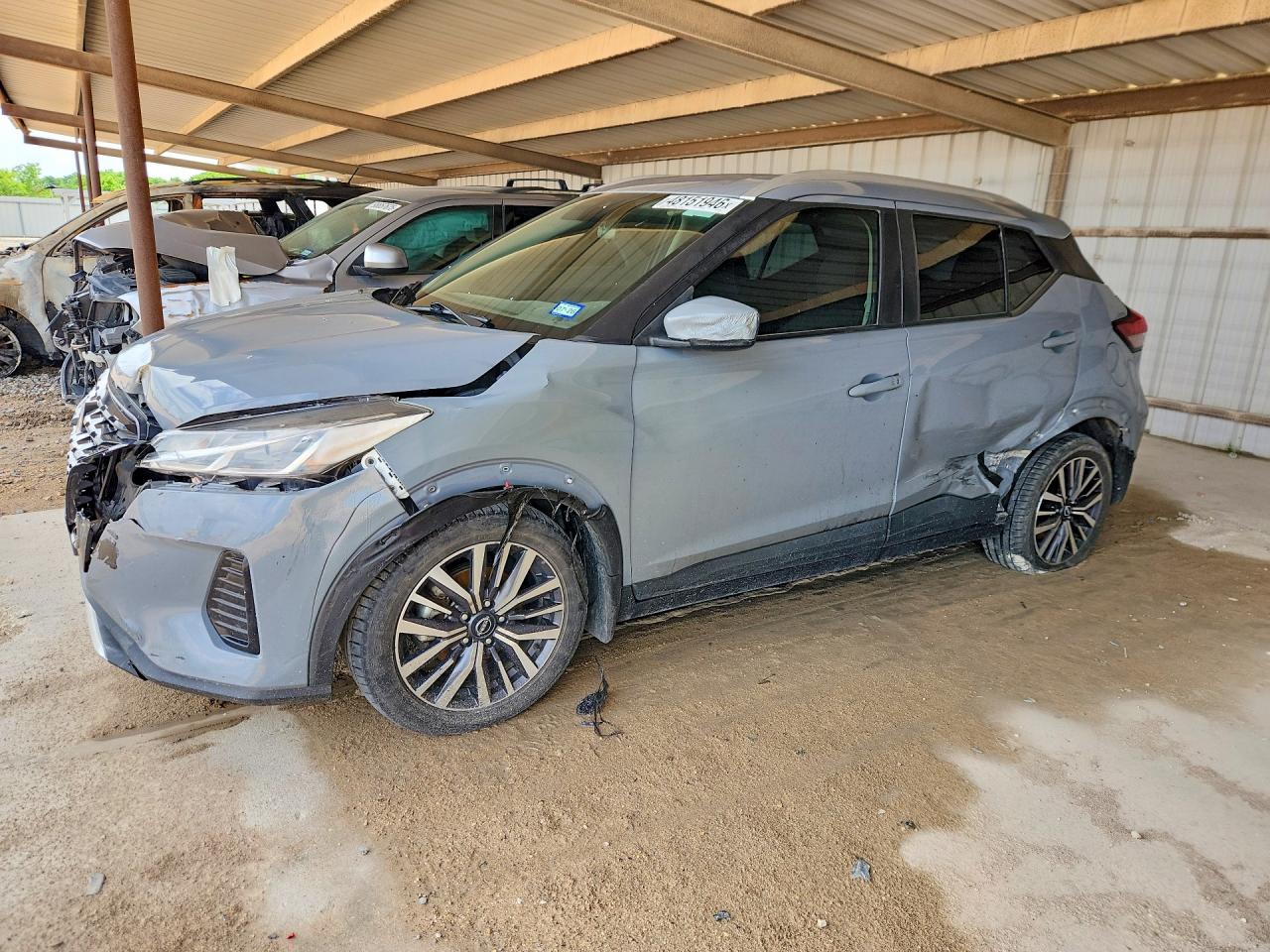 2022 NISSAN KICKS