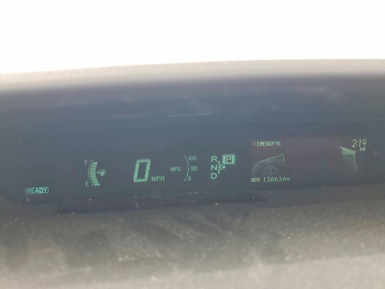 2014 TOYOTA PRIUS TWO photo 25