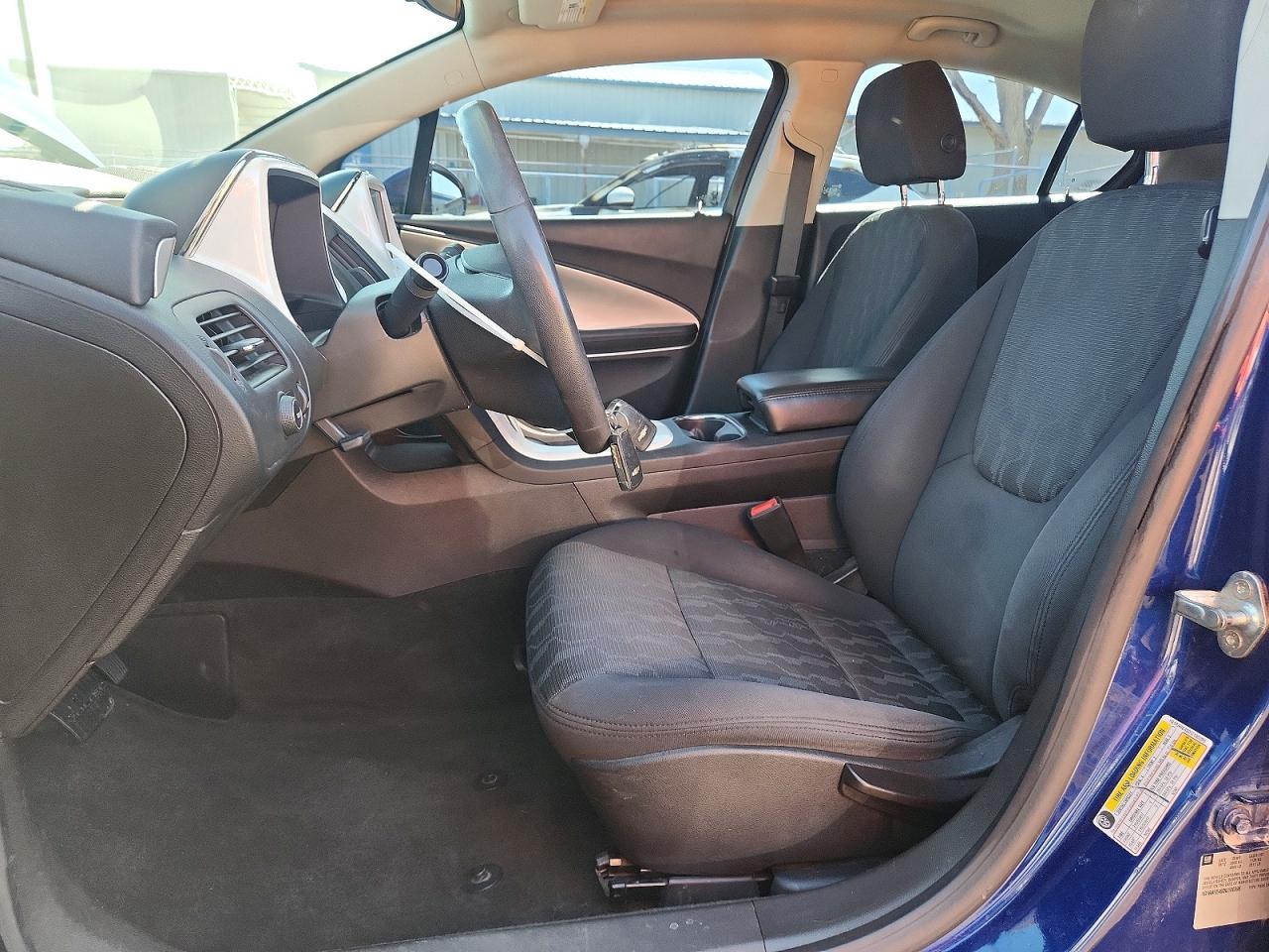 2013 CHEVROLET VOLT photo 13