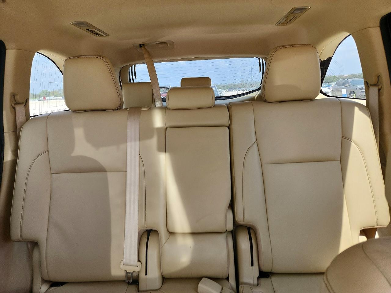 2019 TOYOTA HIGHLANDER XLE photo 28