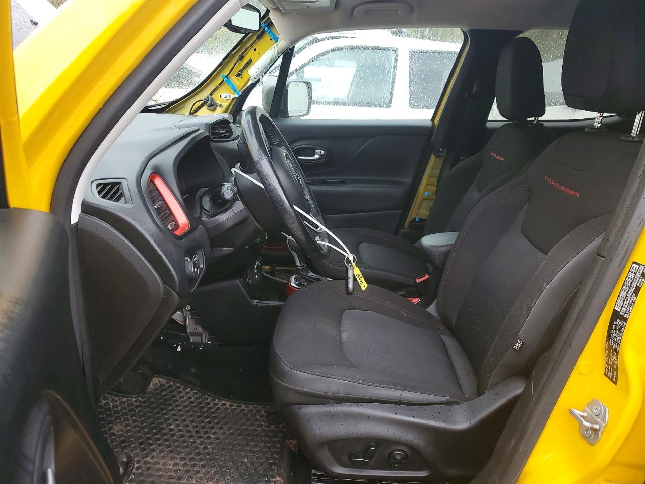 2019 JEEP RENEGADE TRAILHAWK photo 19