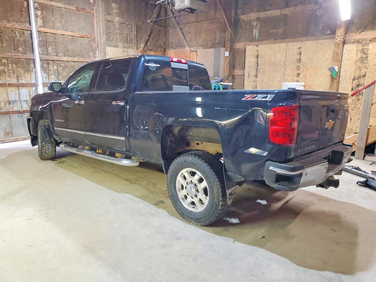 2015 CHEVROLET SILVERADO K2500 HEAVY DUTY LTZ photo 2