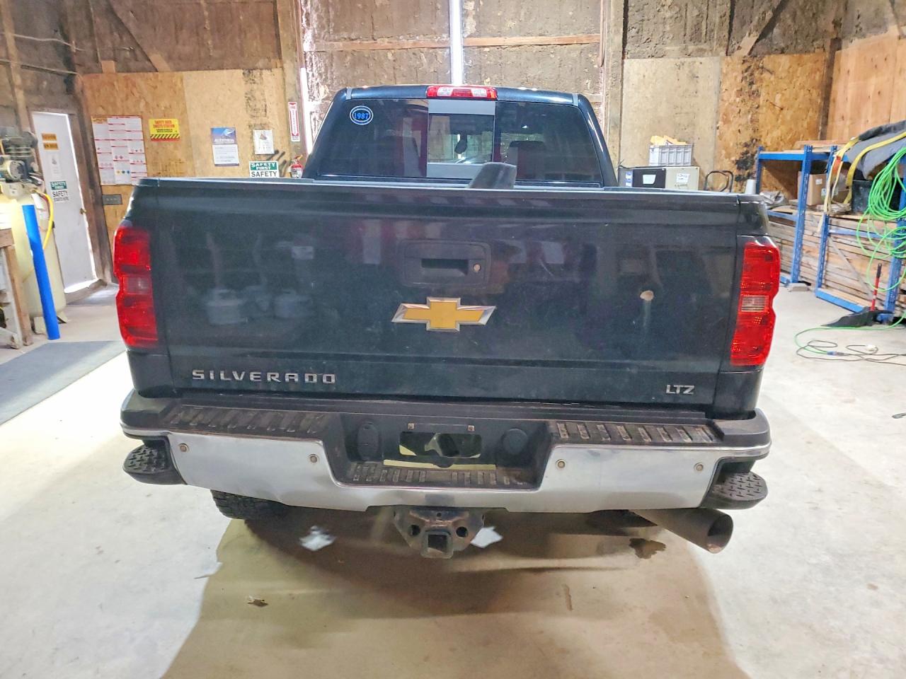 2015 CHEVROLET SILVERADO K2500 HEAVY DUTY LTZ photo 6