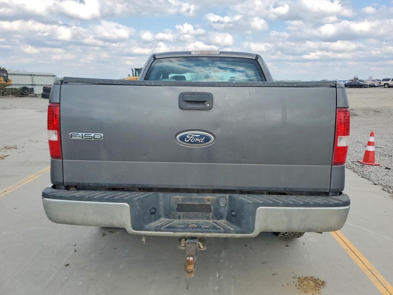 2004 FORD F150 photo 16