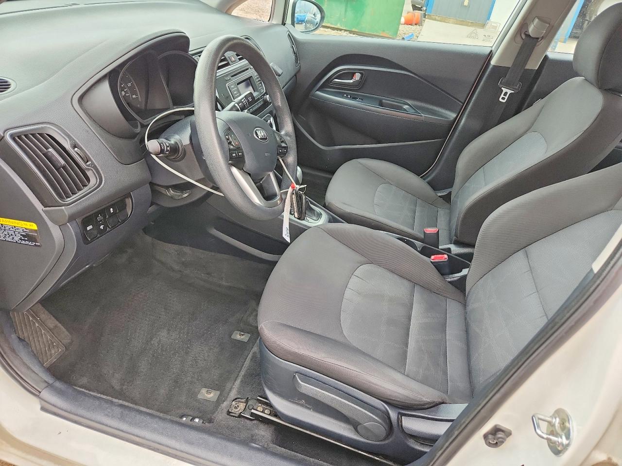2017 KIA RIO LX photo 19