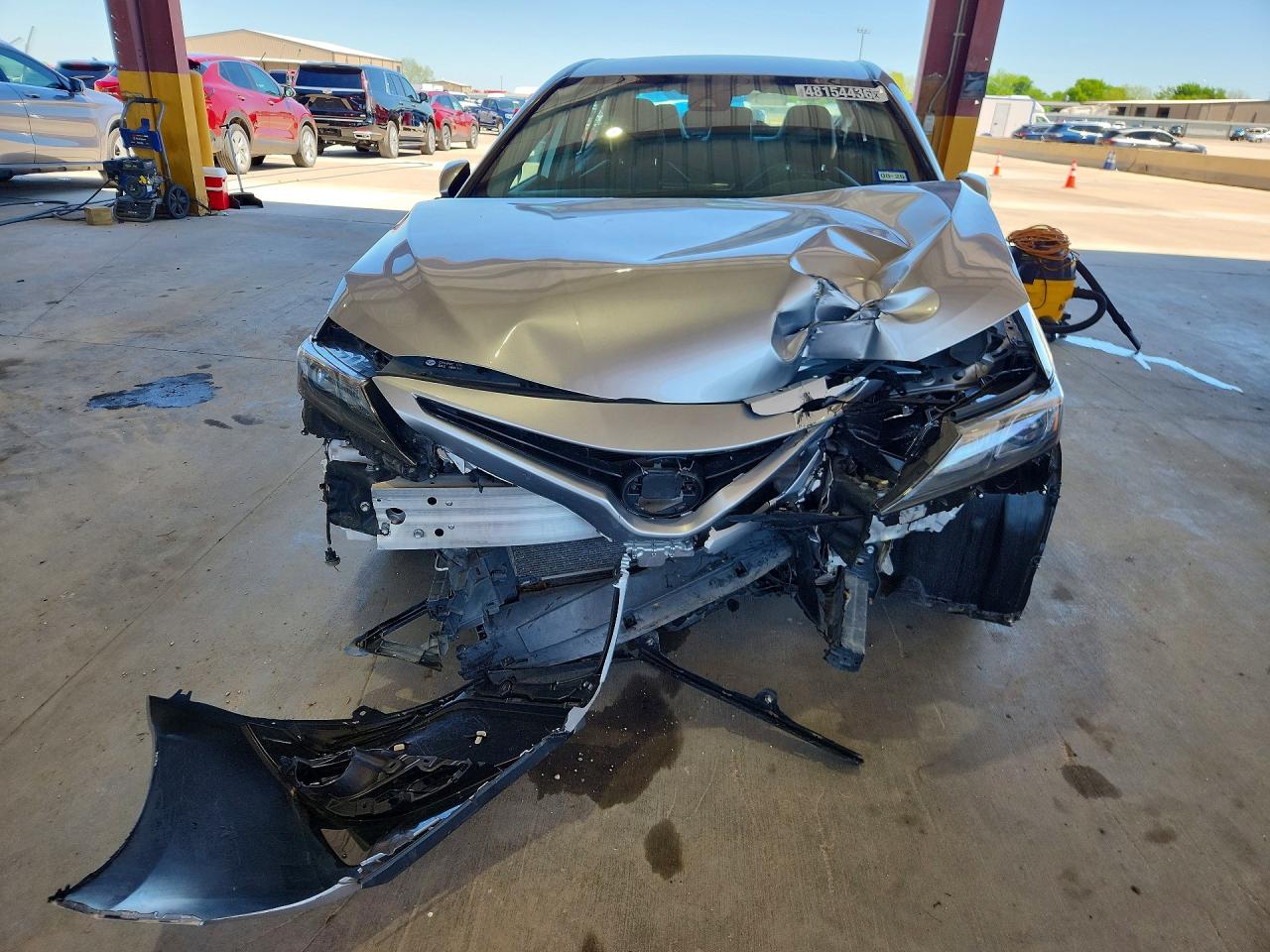 2021 TOYOTA CAMRY SE photo 9