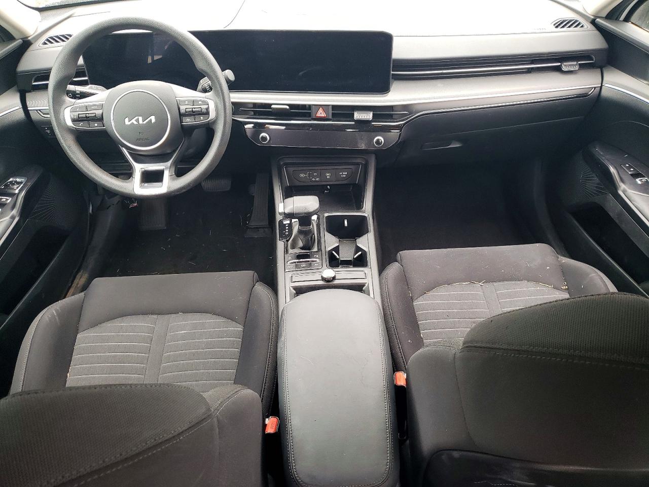 2025 KIA K5 LXS photo 8