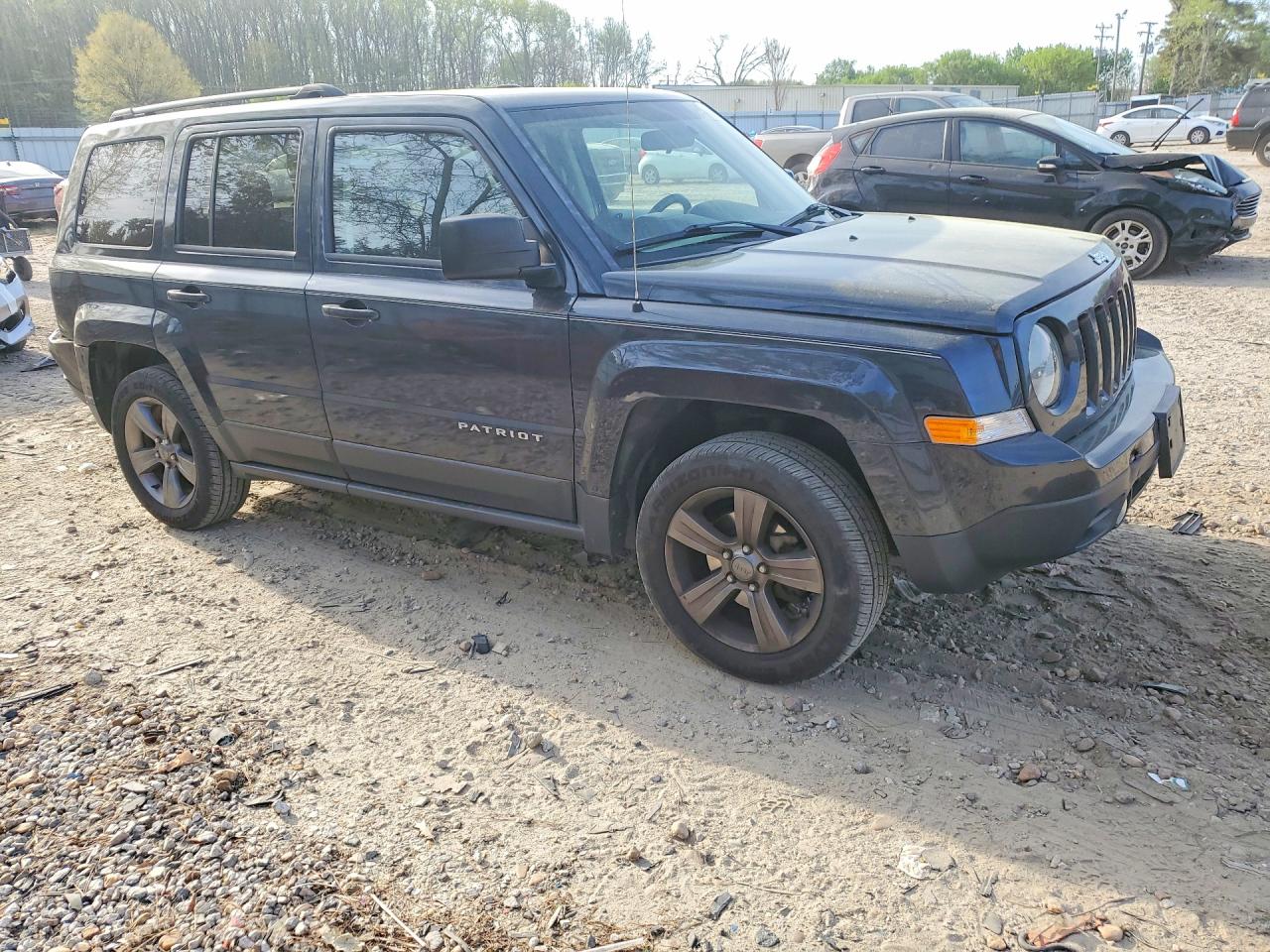 2015 JEEP PATRIOT LATITUDE photo 4