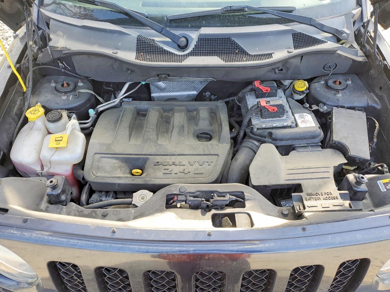 2015 JEEP PATRIOT LATITUDE photo 12
