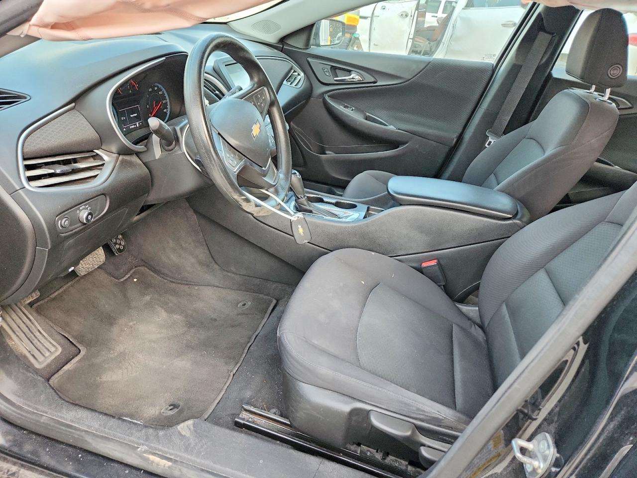 2017 CHEVROLET MALIBU LS photo 13