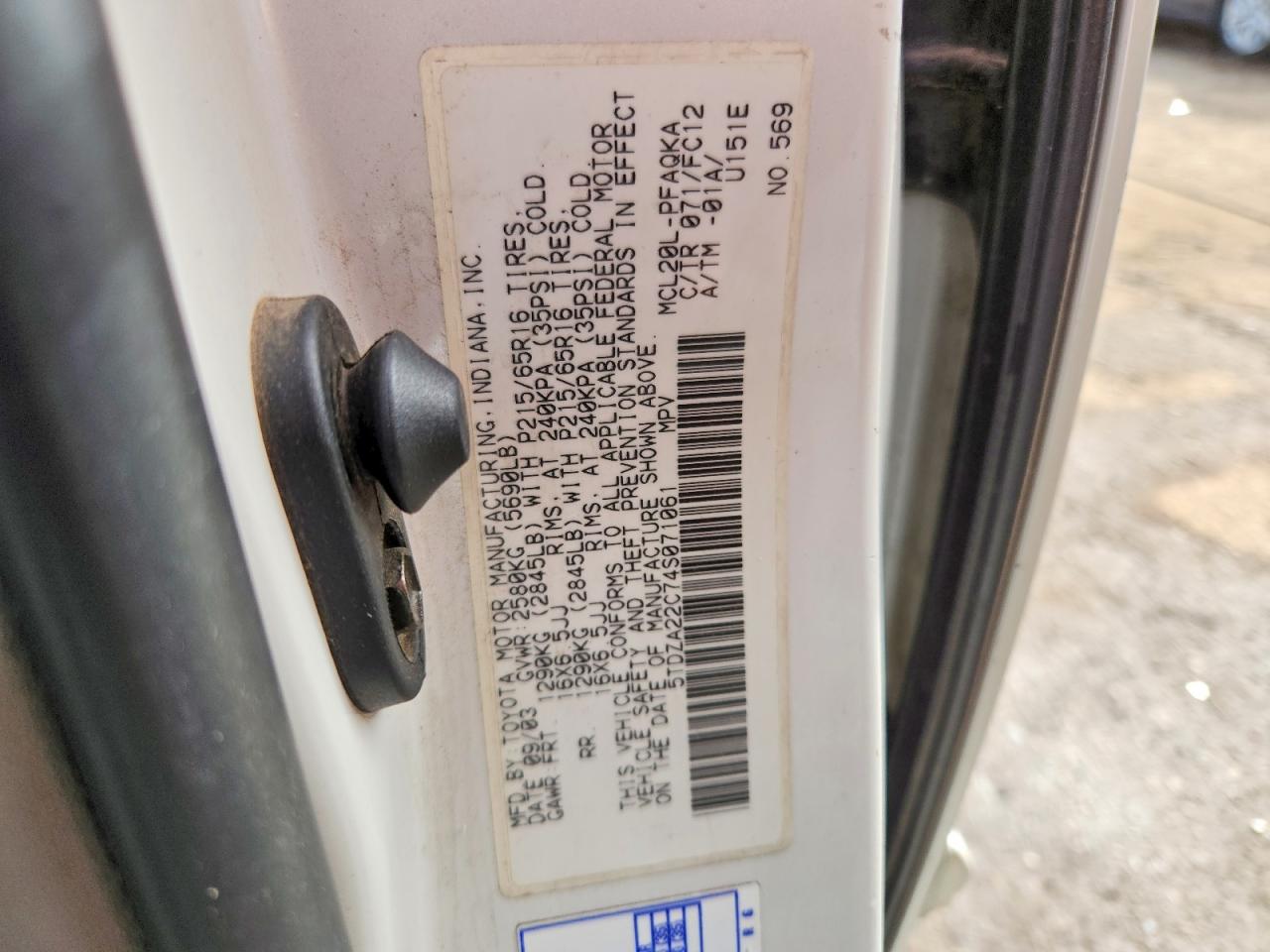 2004 TOYOTA SIENNA XLE 7 PASSENGER photo 40