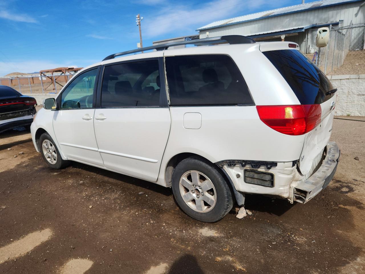 2004 TOYOTA SIENNA XLE 7 PASSENGER photo 4