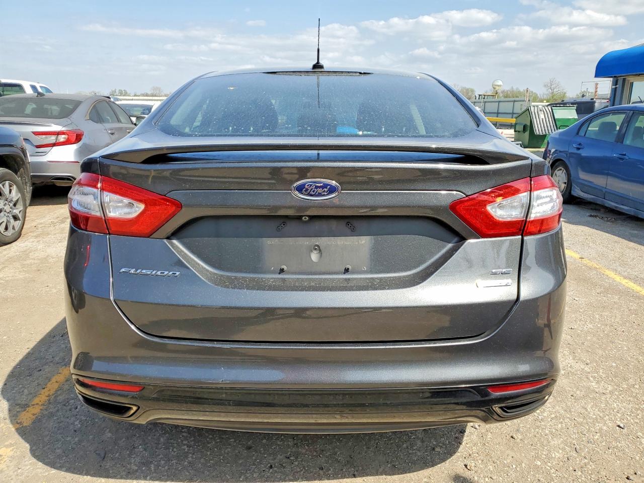 2015 FORD FUSION photo 11
