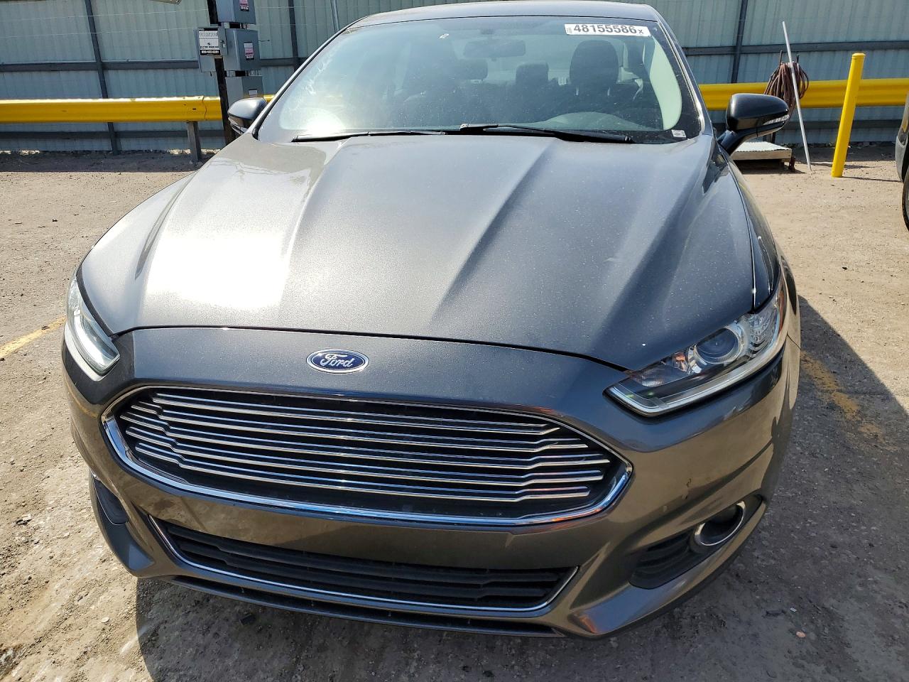 2015 FORD FUSION photo 9