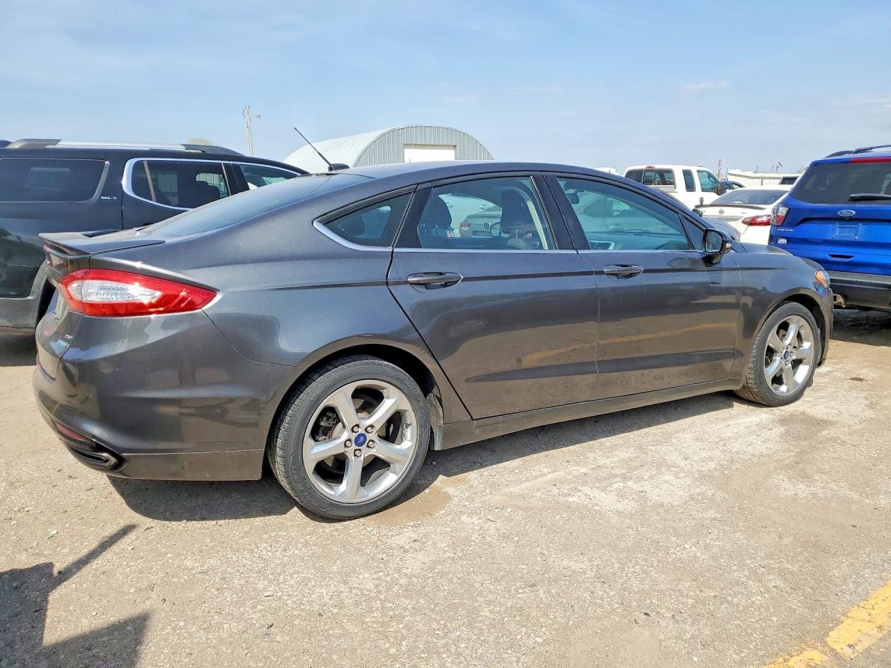 2015 FORD FUSION photo 5