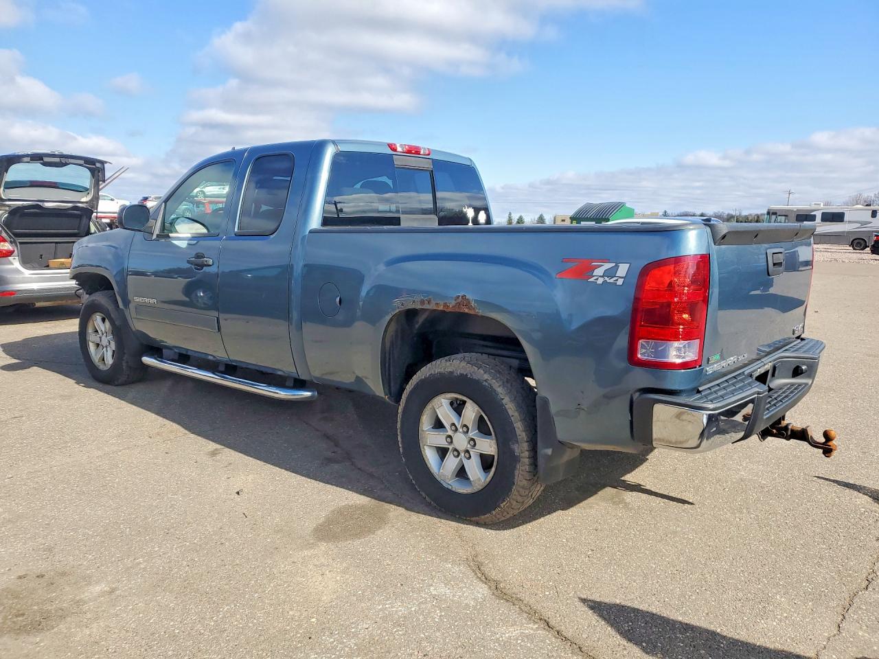 2011 GMC SIERRA K1500 SLE photo 3