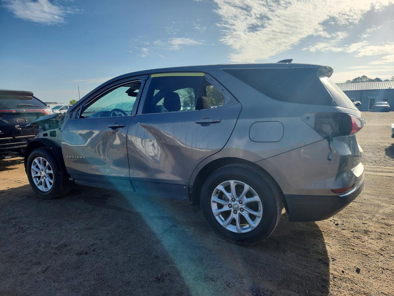 2018 CHEVROLET EQUINOX LT photo 4