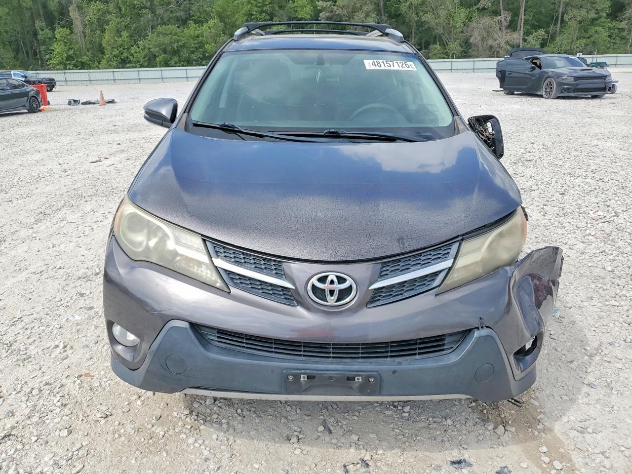 2014 TOYOTA RAV4 XLE photo 13