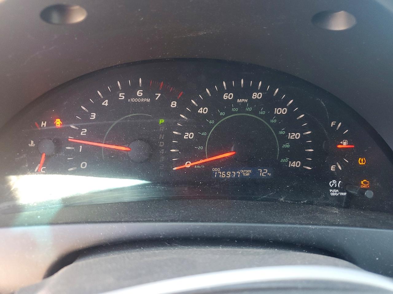 2009 TOYOTA CAMRY LE photo 17