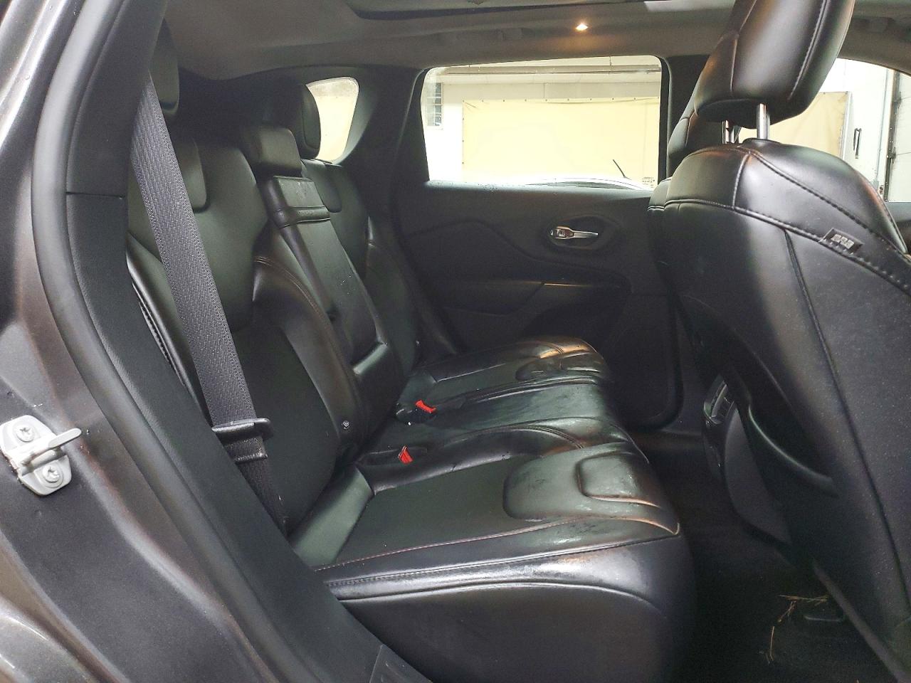 2019 JEEP CHEROKEE TRAILHAWK photo 21