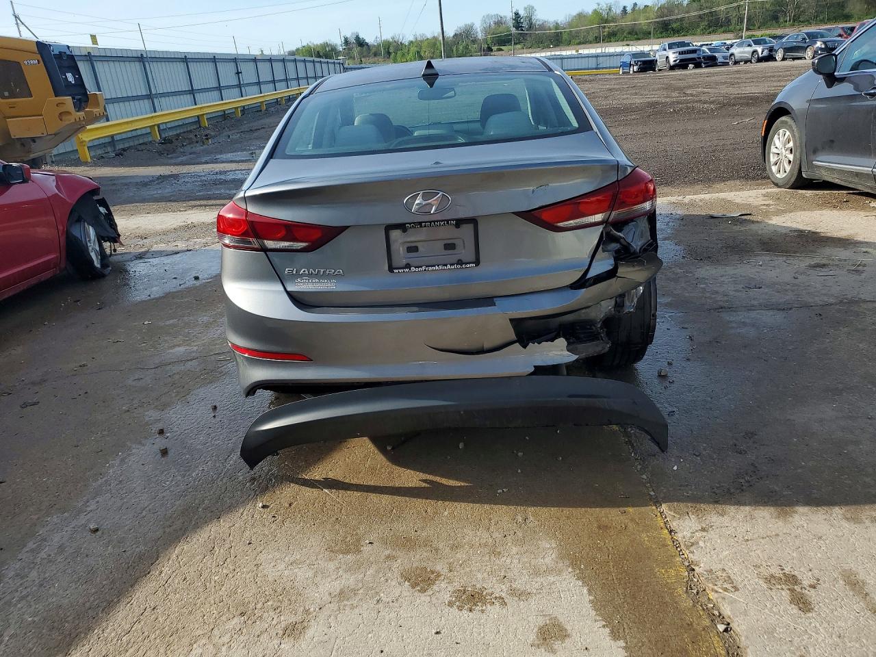 2018 HYUNDAI ELANTRA VALUE EDITION photo 16