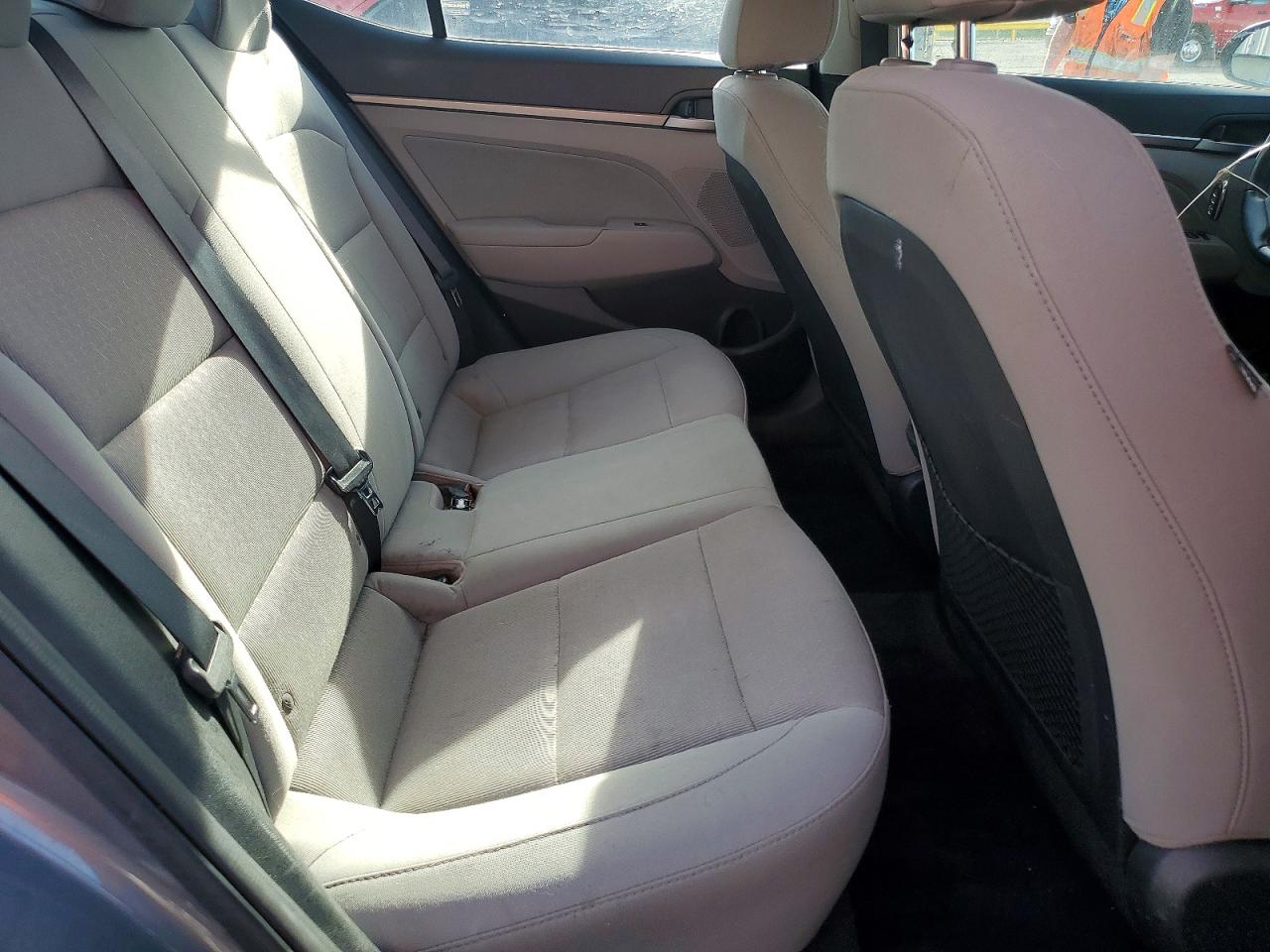 2018 HYUNDAI ELANTRA VALUE EDITION photo 28