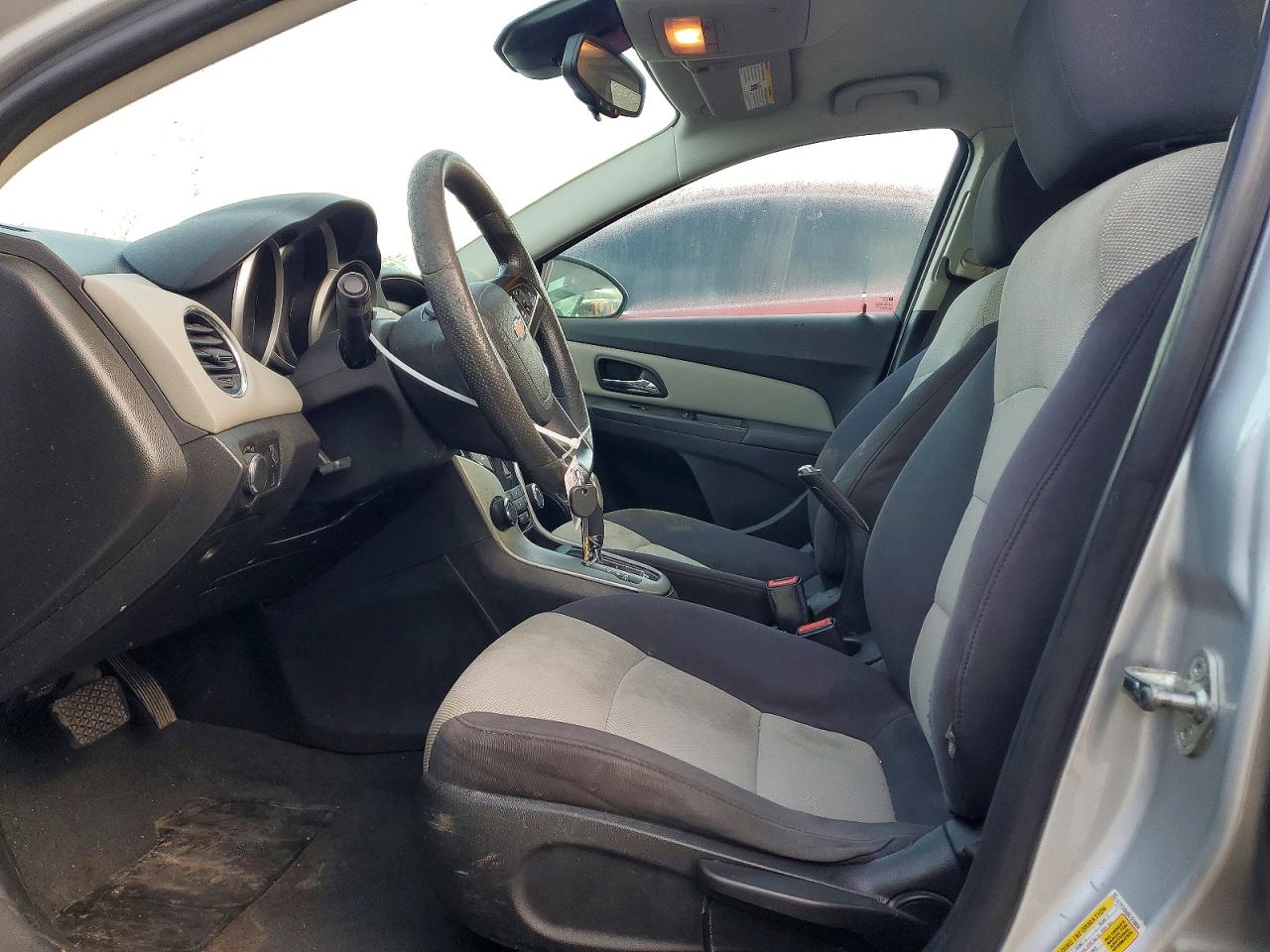 2016 CHEVROLET CRUZE LIMITED LS photo 13